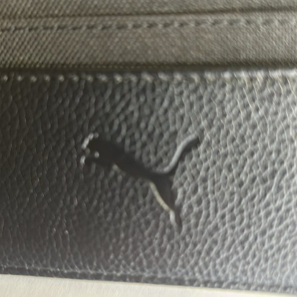 PUMA ORIGINAL BIFOLD BLACK GENUINE LEATHER WALLET LIKE NEW - Picture 5 of 15
